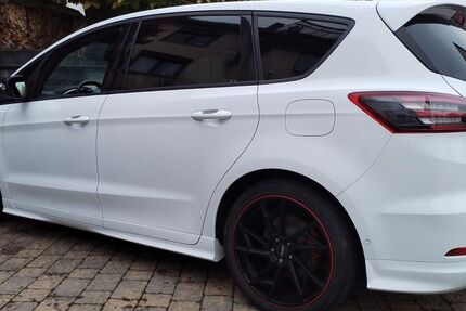 Ford S-Max 47.500 km 22.888 € Koblenz 56070