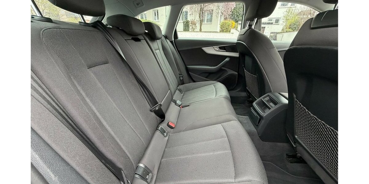 Audi A4 Avant 2.0 TDI S-Tronic Navi AHK 148.000 km 13.990 &euro; Neckarsulm 74172