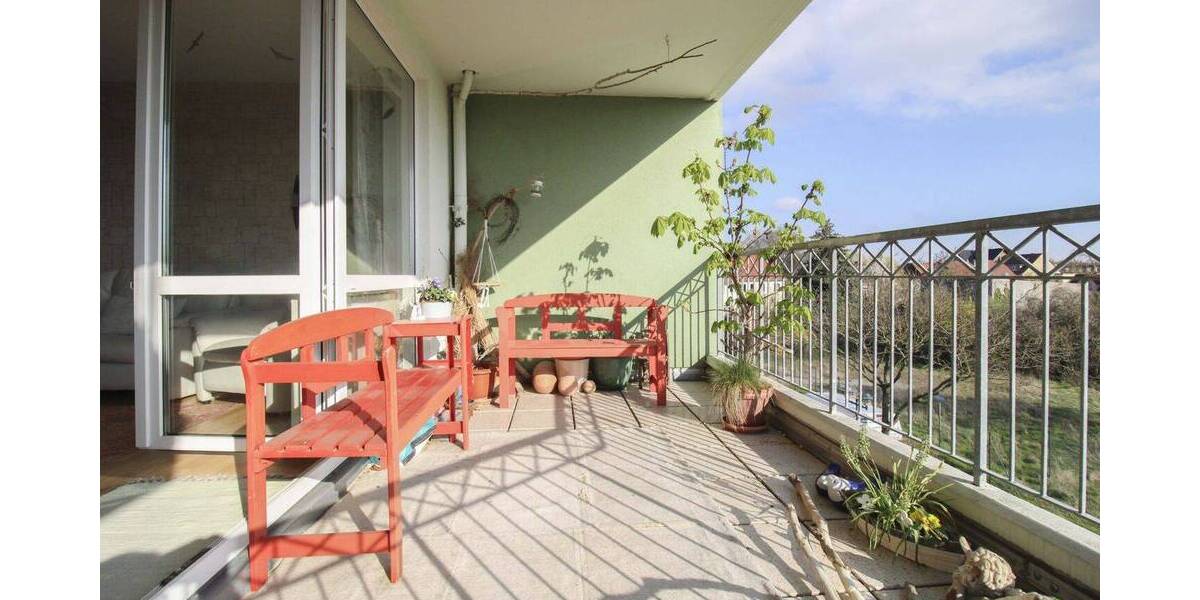 Etagenwohnung Schönebeck - 3 Zimmer, 89 m&sup2;, 155.000&euro; | Angebot:26378194