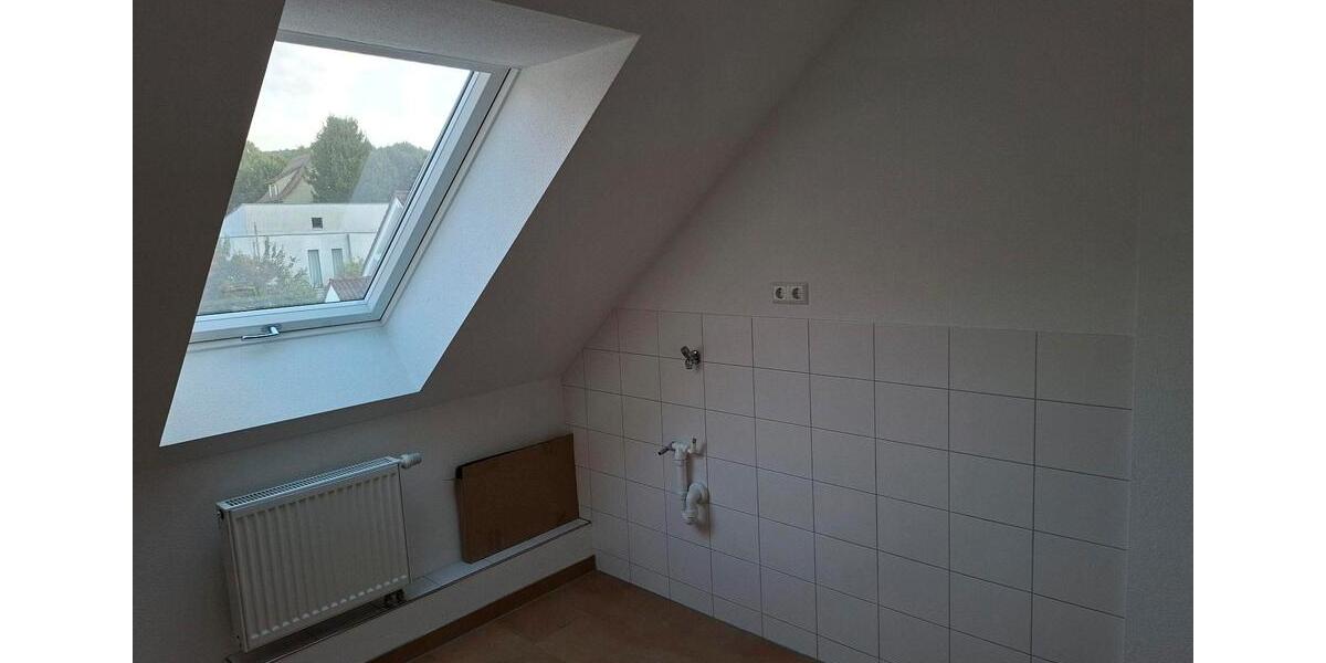 Dachgeschoßwohnung Bad Mergentheim - 2.5 Zimmer, 87 m&sup2;, 290.000&euro; | Angebot:26691770