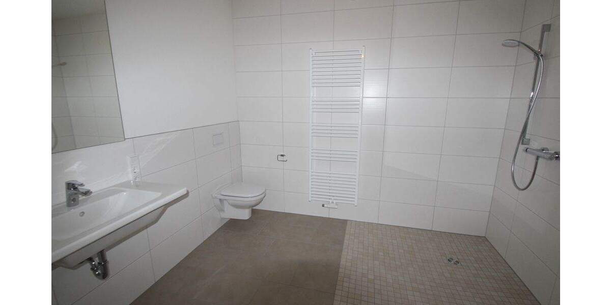 Etagenwohnung Neuenhaus Grasdorf - 3 Zimmer, 94 m&sup2;, 295.000&euro; | Angebot:23252229