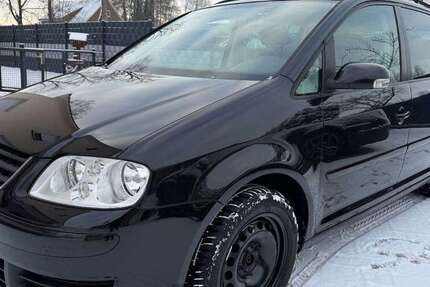 VW Touran 226.321 km 2.750 &euro; Versmold 33775