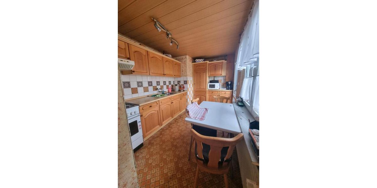 Haus im Bungalowstil mit großem Grundstück zu verkaufen 4 zimmer