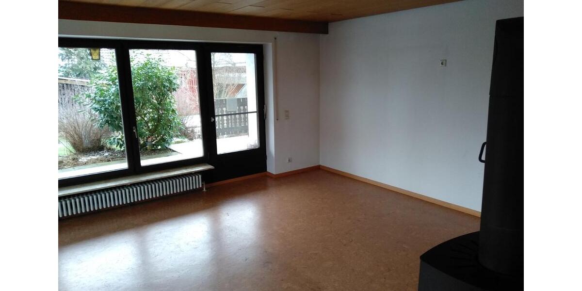 Erdgeschoßwohnung Bad Schussenried - 3.5 Zimmer, 113 m&sup2;, 1.130&euro; | Angebot:25418099