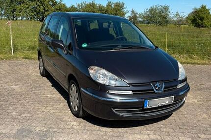 Peugeot 807