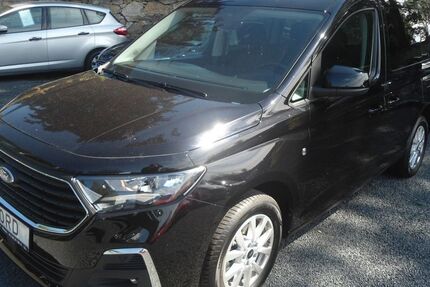 Ford Tourneo Connect 9.900 km 29.490 &euro; Wiesau 95676