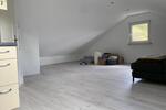 Dachgeschoßwohnung Schwanfeld - 1 Zimmer, 50 m&sup2;, 400&euro; | Angebot:26402601