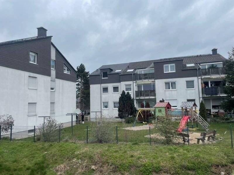 Erstbezug nach Sanierung: 2 Zi-Wohnung, ZWENKAU, 10 MINUTEN ZUM SEE, 30 MINUTEN NACH LEIPZIG
