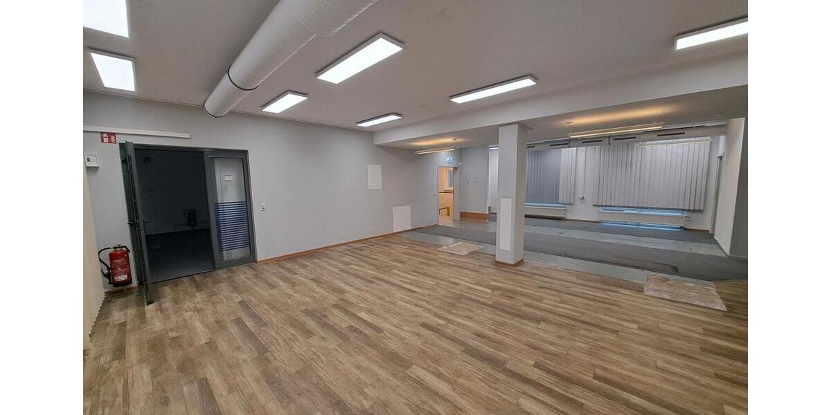 Gewerbeobjekt Waren (Müritz) - 1.395&euro; | Angebot:22015745