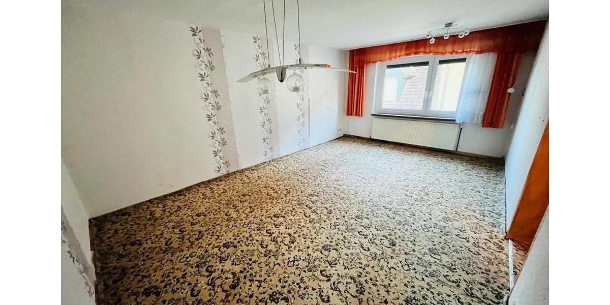 Reihenhaus Eisleben (Lutherstadt) - 7 Zimmer, 132 m&sup2;, 39.000&euro; | Angebot:26090161