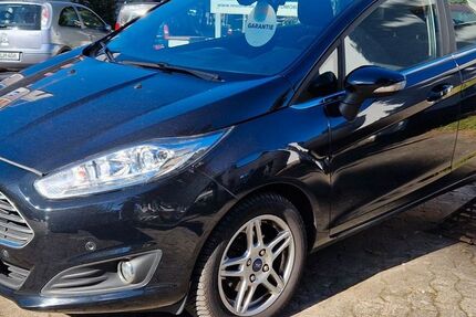 Ford Fiesta 90.000 km 9.950 € Hamburg 21073