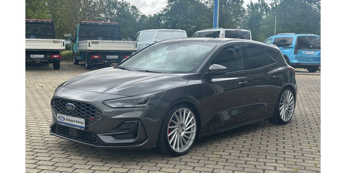 Ford Focus 32.170 km 32.850 &euro; Borken 34582