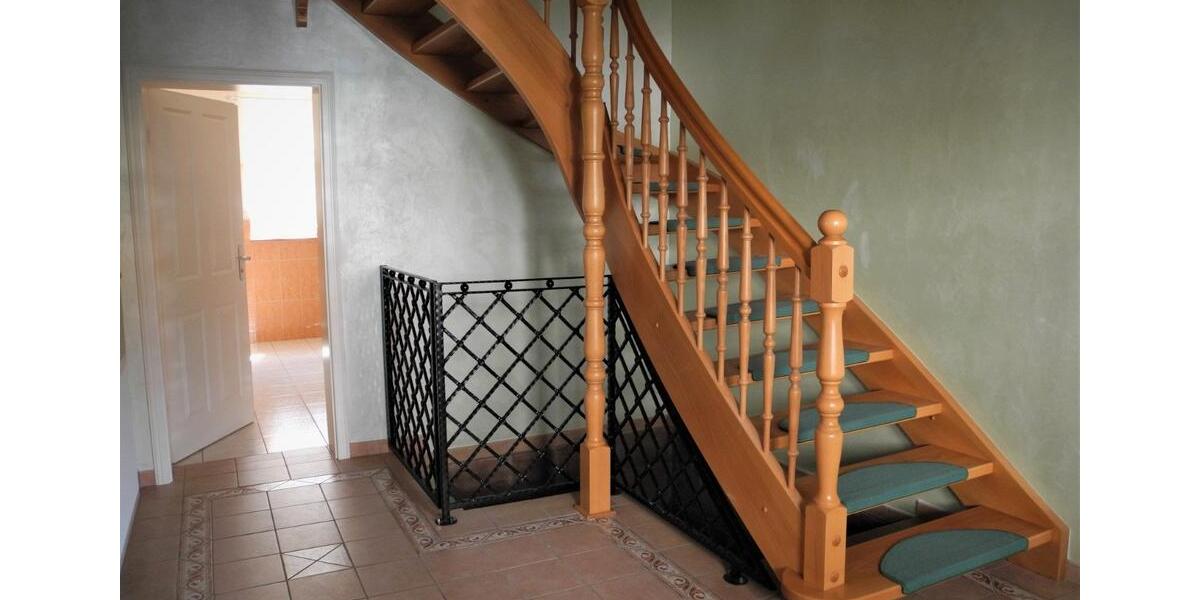 Einfamilienhaus Uder - 6 Zimmer, 214 m&sup2;, 1.295&euro; | Angebot:26236875