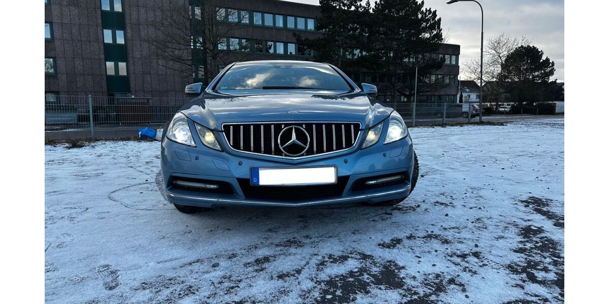 Mercedes-Benz E 220 195.000 km 11.990 &euro; Ochtendung 56299