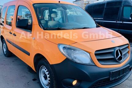 Mercedes-Benz Citan 338.000 km 3.490 &euro; Mühlheim am Main 63165