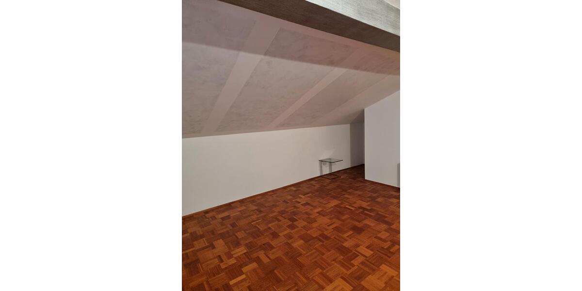 Mehrfamilienhaus, Wohnhaus Burghaun - 13 Zimmer, 400 m&sup2;, 2.800&euro; | Angebot:26554824