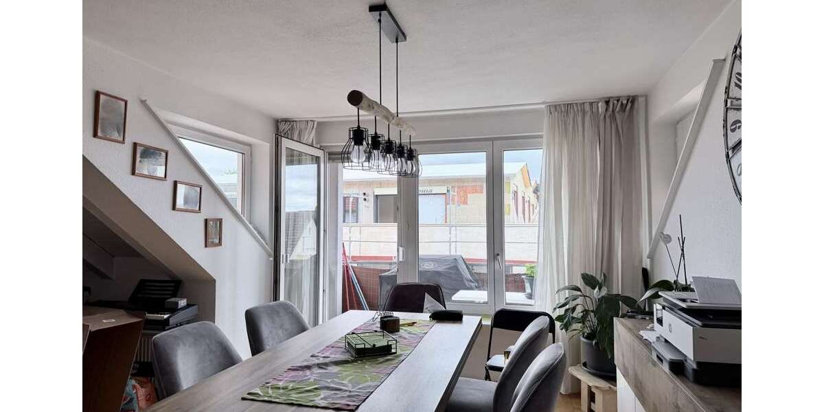 Etagenwohnung Bad Krozingen - 3.5 Zimmer, 112 m&sup2;, 1.350&euro; | Angebot:26825882