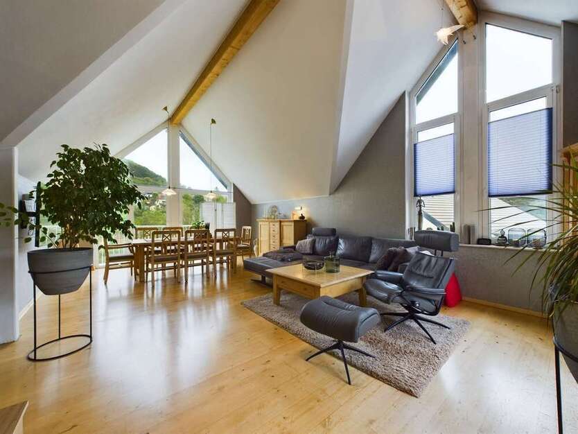 Haus zum Kaufen in Aach 699.000 € 335.57 m²