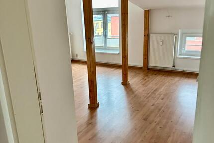 großzügige 4-Raumwohnung in der Paulsstadt Heinrich-Heine-Str 4 zimmer