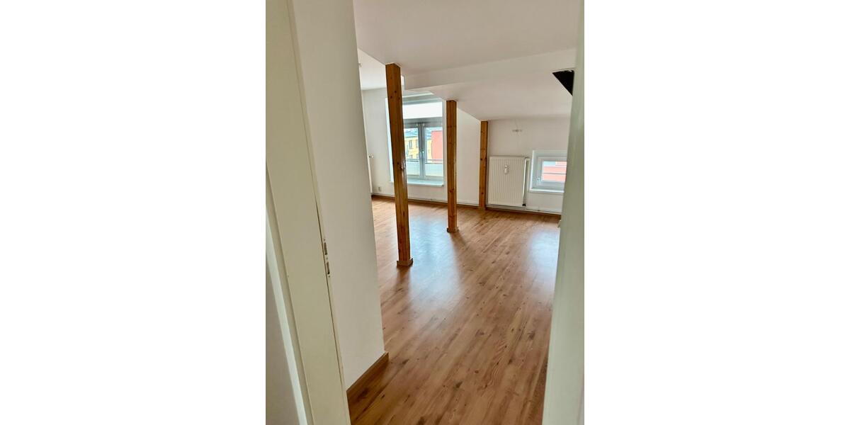 großzügige 4-Raumwohnung in der Paulsstadt Heinrich-Heine-Str 4 zimmer