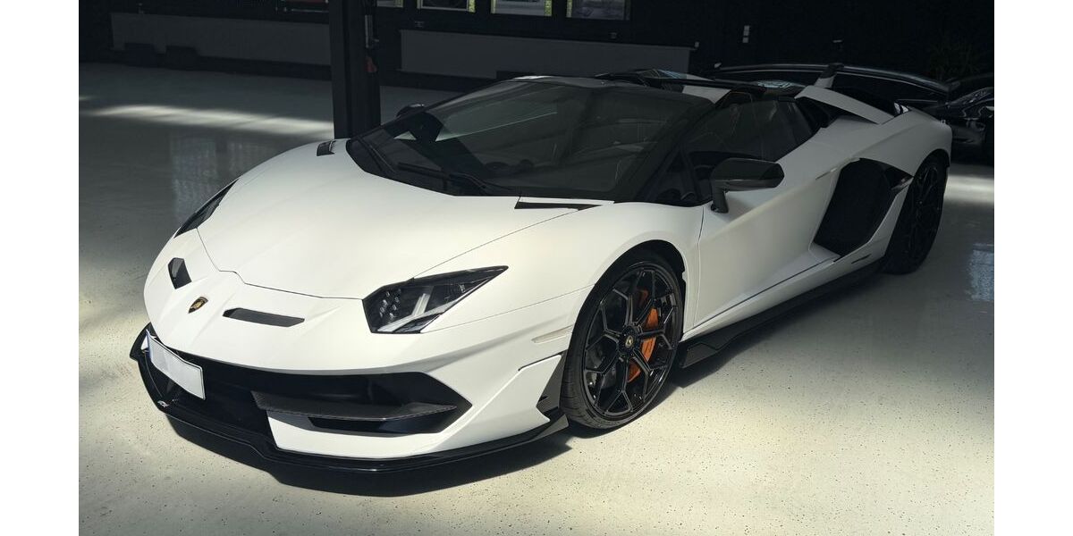 Lamborghini Aventador 6.400 km 899.000 &euro; Uhingen 73066