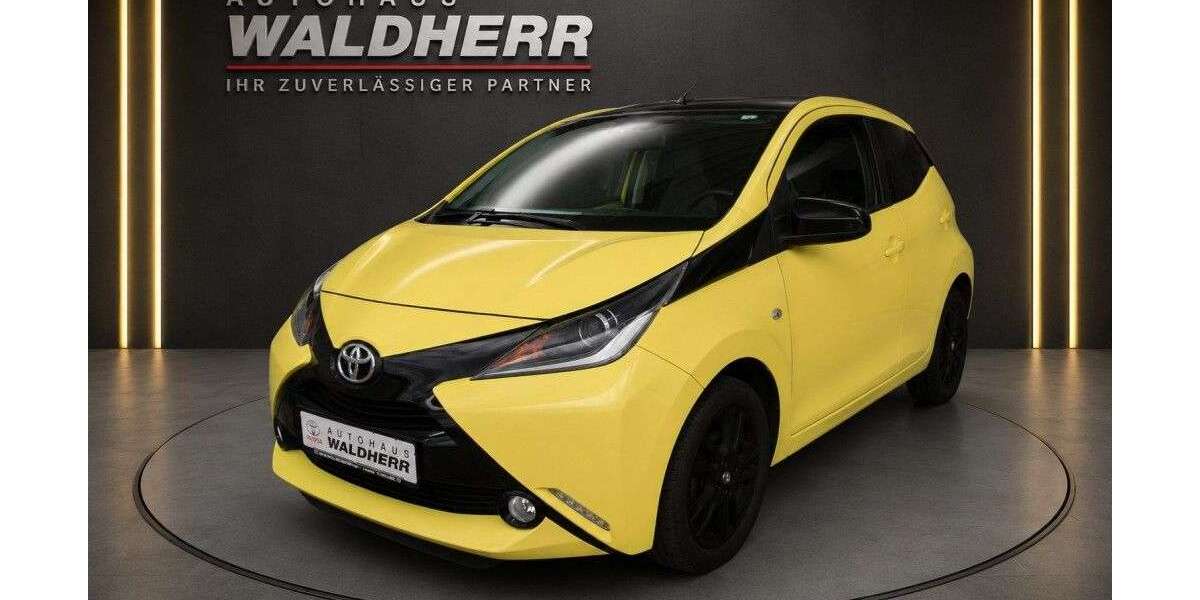 Toyota Aygo 102.000 km 7.900 &euro; Farchant 82490