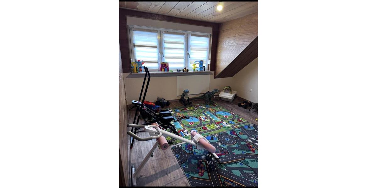 Reihenhaus Gelsenkirchen Rotthausen - 7 Zimmer, 155 m&sup2;, 1.478&euro; | Angebot:26261673