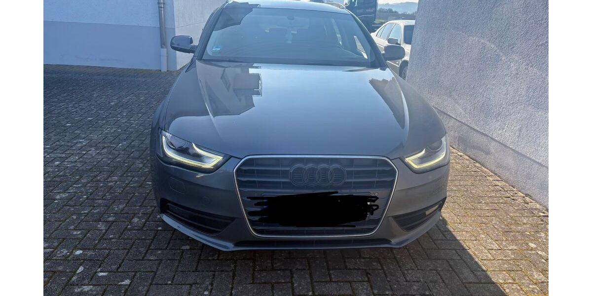 Audi A4 205.500 km 9.400 &euro; Singen 78224