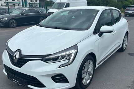 Renault Clio 98.000 km 7.990 &euro; Ransbach-Baumbach 56235