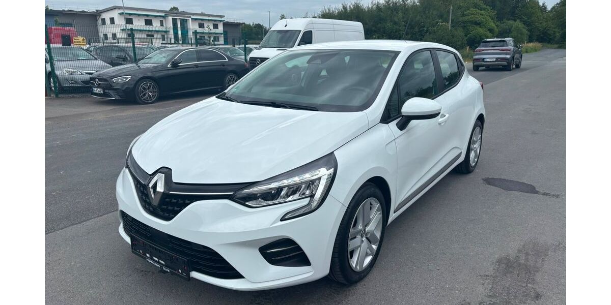 Renault Clio 98.000 km 7.990 &euro; Ransbach-Baumbach 56235