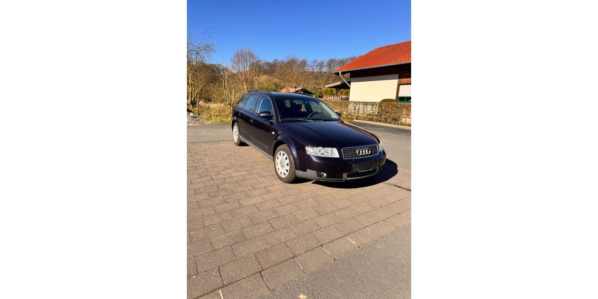 Audi A4 330.000 km 1.850 &euro; Willebadessen 34439
