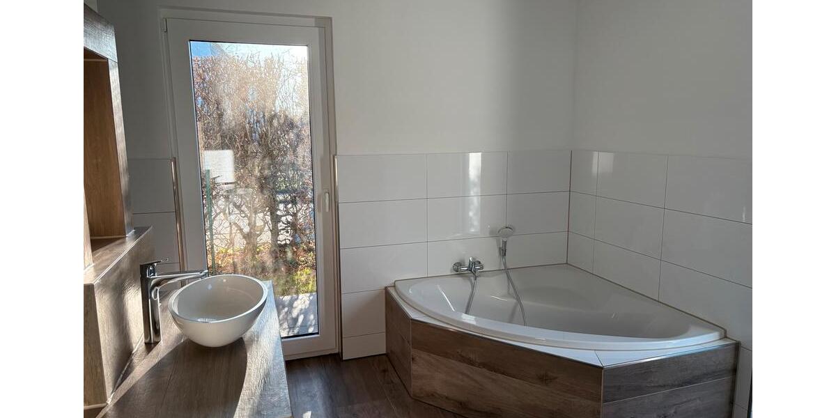 Mehrfamilienhaus, Wohnhaus Bargteheide - 8 Zimmer, 268 m&sup2;, 840.000&euro; | Angebot:24750157