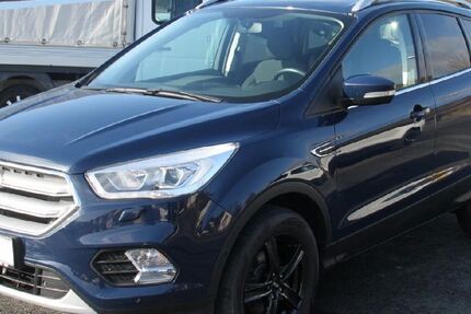 Ford Kuga 99.800 km 11.990 &euro; Mittenaar 35756