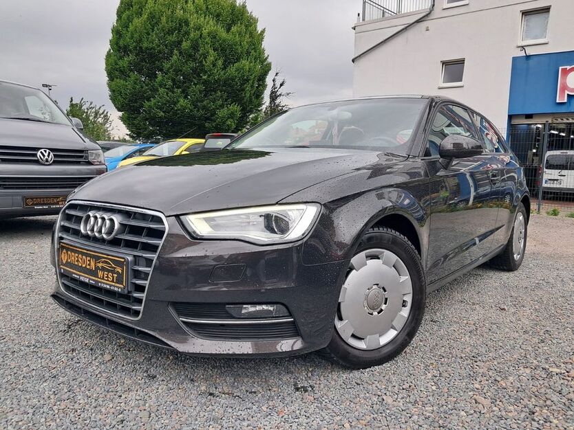 Audi A3 132.000 km 7.999 € Dresden 01159