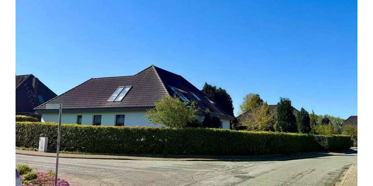 Einfamilienhaus Buchholz - 8.5 Zimmer, 233 m&sup2;, 365.000&euro; | Angebot:27159263