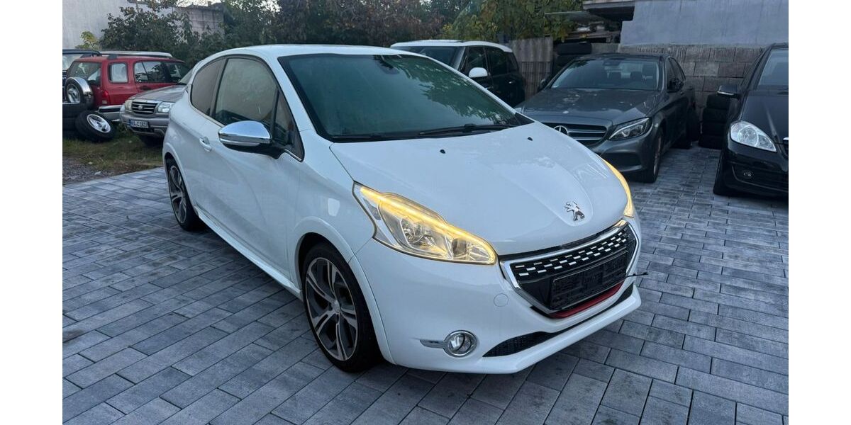 Peugeot 208 123.000 km 9.900 &euro; Waghäusel 68753