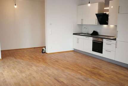 Wohnung zum Kaufen in Esslingen am Neckar 385.000 € 64.26 m² 2 zimmer