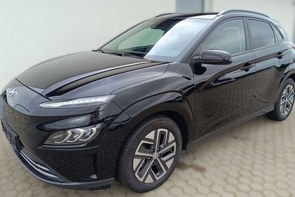 Hyundai KONA 29.450 km 21.490 € Broderstorf / OT Pastow 18184