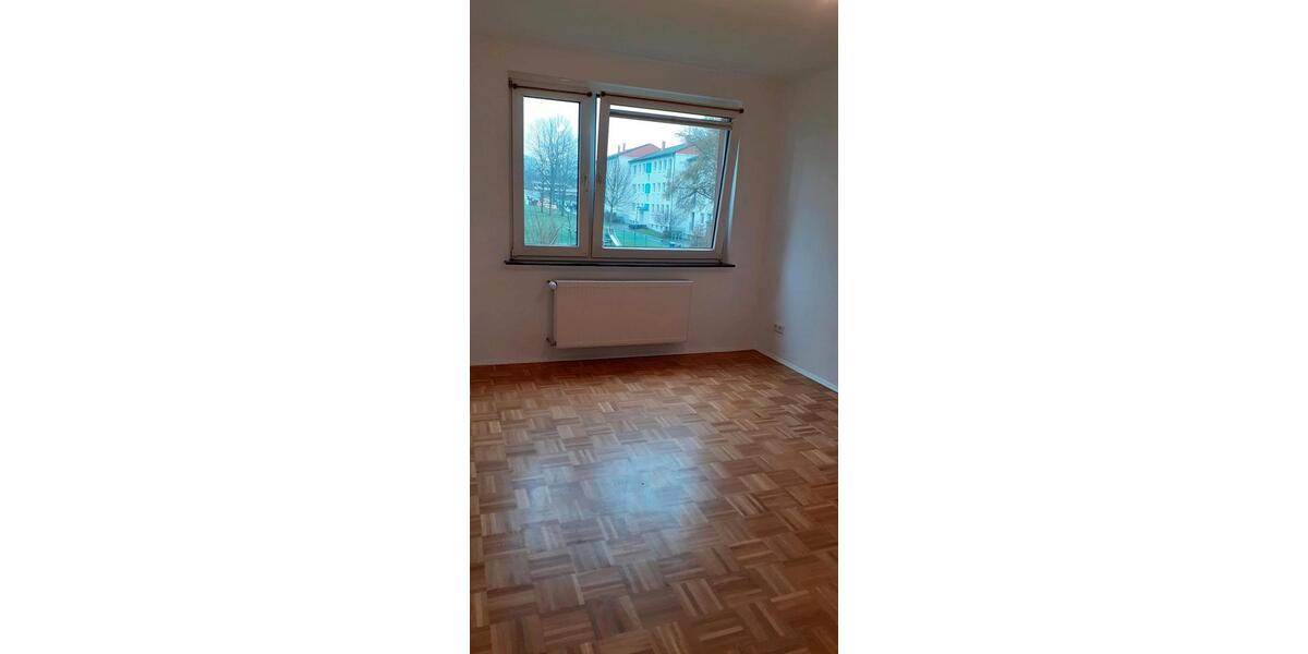 Eigentumswohnung 3 ZKB mit Südbalkon und Stellplatz 3 zimmer