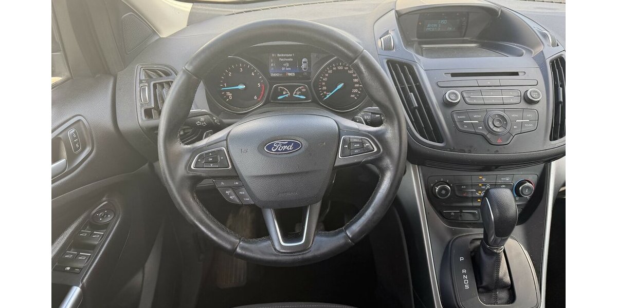 Ford Kuga 2.0 TDCI 4x4 Automatik Sitzheizung Keyless 254.000 km 7.500 &euro; Altdorf 84032