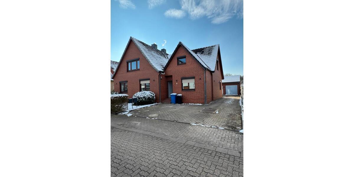 Dachgeschoßwohnung Achim - 5 Zimmer, 104 m&sup2;, 1.550&euro; | Angebot:25049584