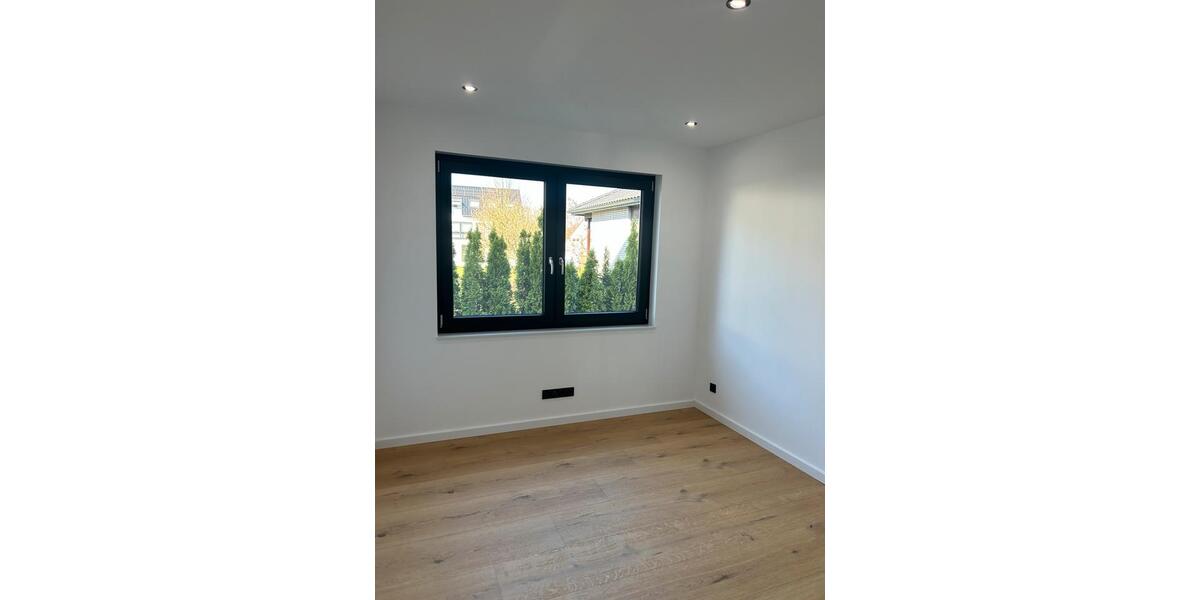 Erdgeschoßwohnung Detmold Hiddesen - 3 Zimmer, 137 m&sup2;, 499.000&euro; | Angebot:27050033