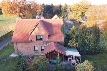 Haus Beverstedt Kirchwistedt - 6 Zimmer, 214 m&sup2;, 240.000&euro; | Angebot:25701492