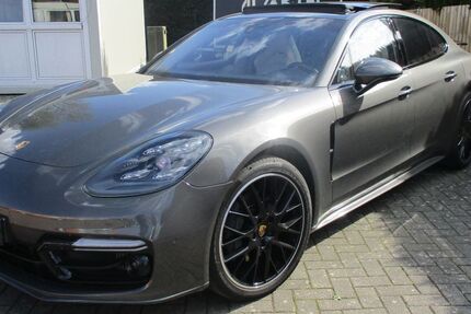 Porsche Panamera 50.000 km 69.890 &euro; Löningen 49624