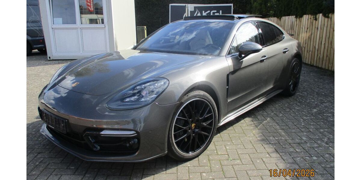 Porsche Panamera 50.000 km 69.890 &euro; Löningen 49624