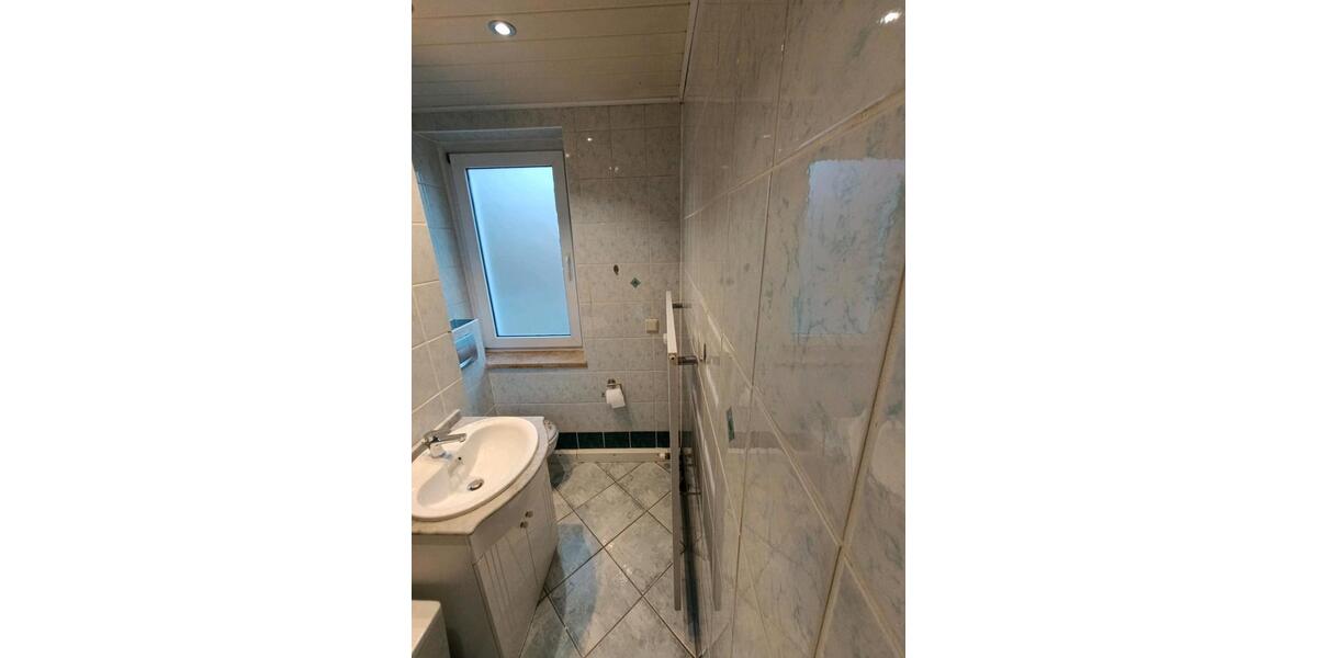 Hochparterre Neustadt an der Orla - 3 Zimmer, 60 m&sup2;, 54.000&euro; | Angebot:23581972