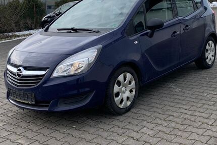 Opel Meriva 130.527 km 2.999 &euro; München 81243