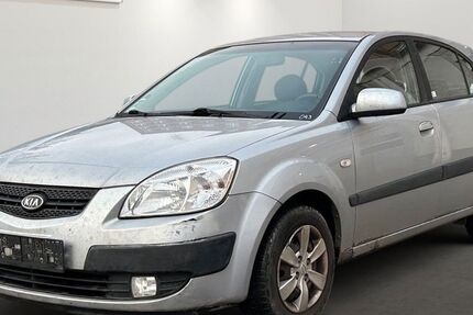 Kia Rio 93.331 km 1.999 &euro; Berlin 12681