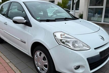 Renault Clio 189.000 km 2.990 &euro; Minden 32423