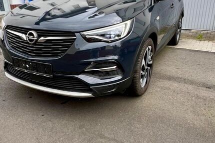 Opel Grandland (X) 72.000 km 12.800 &euro; Hanau 63452